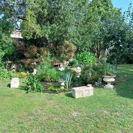 La Gueriniere L'anglaise Bed and Breakfast