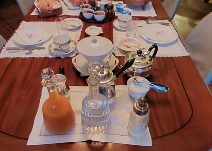 La Gueriniere L'anglaise Bed and breakfast 3*